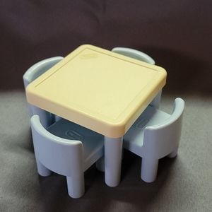 Little tikes doll house dining table